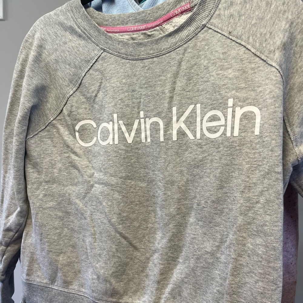Calvin Klein sweatshirt
